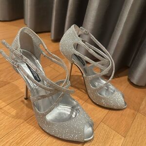 Dolce & Gabbana -Elegant Silver Strappy Heels